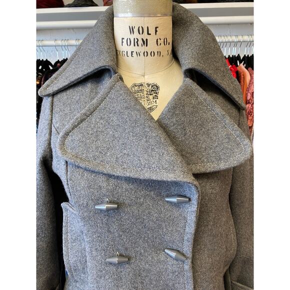 vintage 1970s gray wool double breasted pea coat, mod, med, butterfly collar - Picture 2 of 8